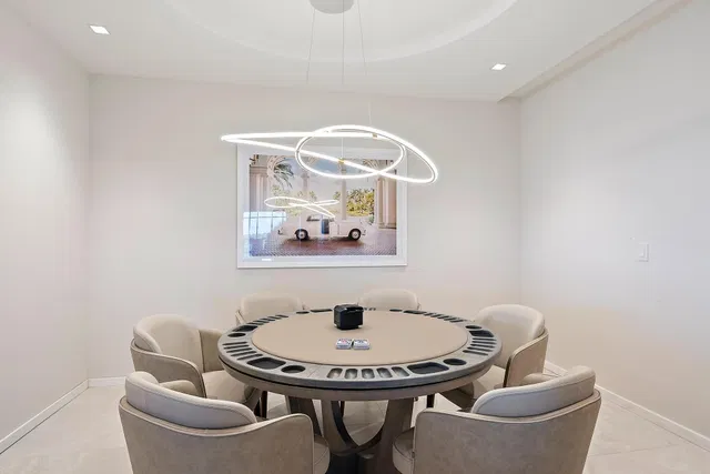 Nautilus 220 Unit 817 photo 36