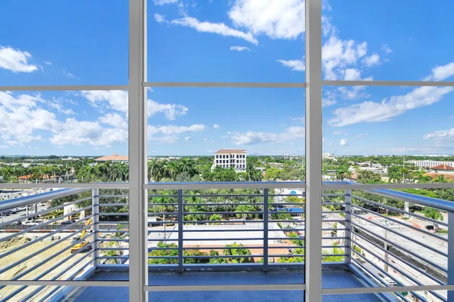 Tower 155 Unit 822 photo 12