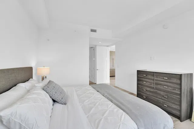 Tower 155 Unit 822 photo 18
