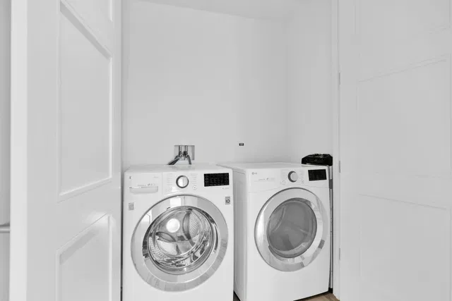 Tower 155 Unit 822 photo 25