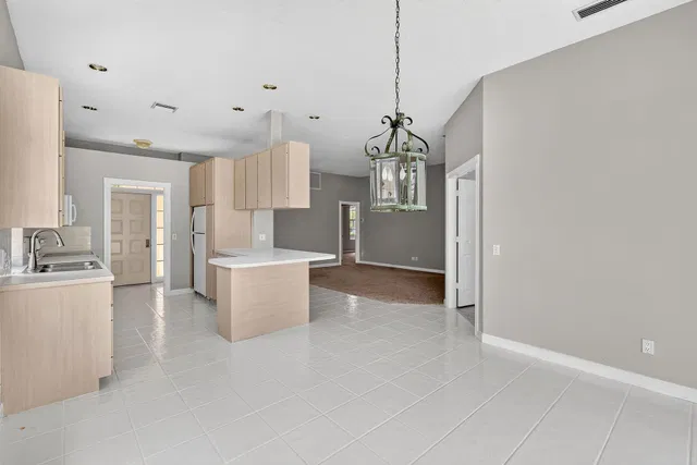  Residence photo 16