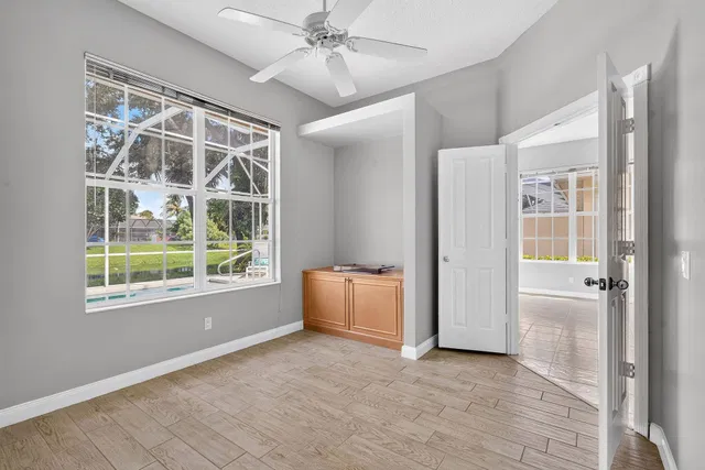  Residence photo 25