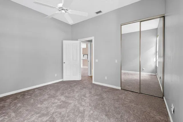  Residence photo 30