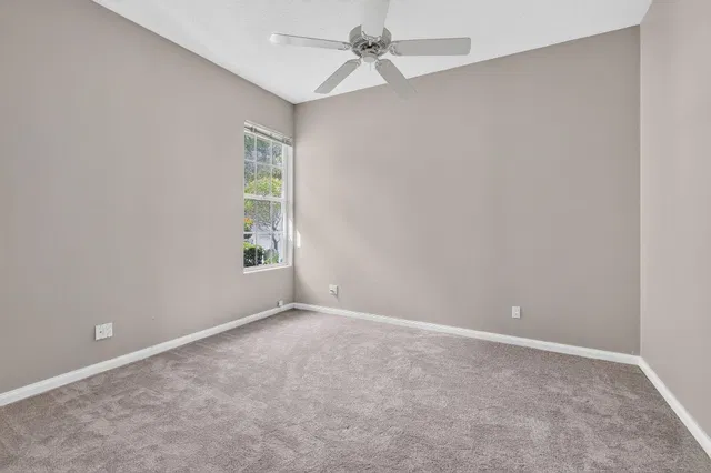  Residence photo 31
