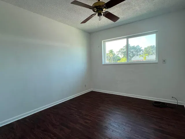 Residence photo 19