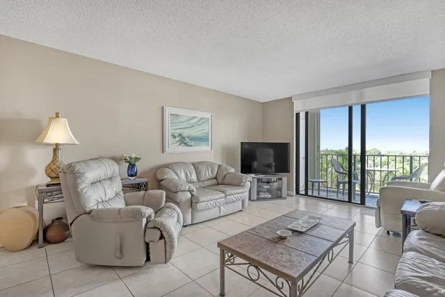 Palm Beach Shores Unit 601 photo 5