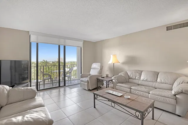 Palm Beach Shores Unit 601 photo 6