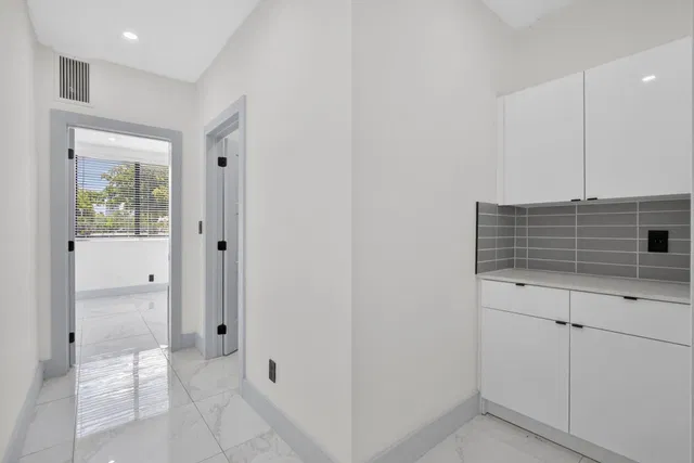 Downtown West Palm Beach Unit Unit 320 photo 10