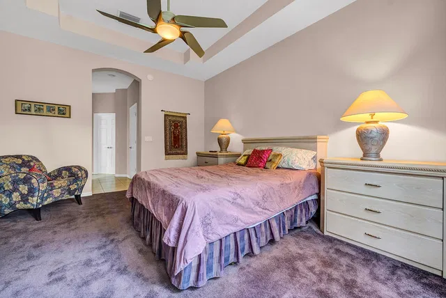 Residence photo 17