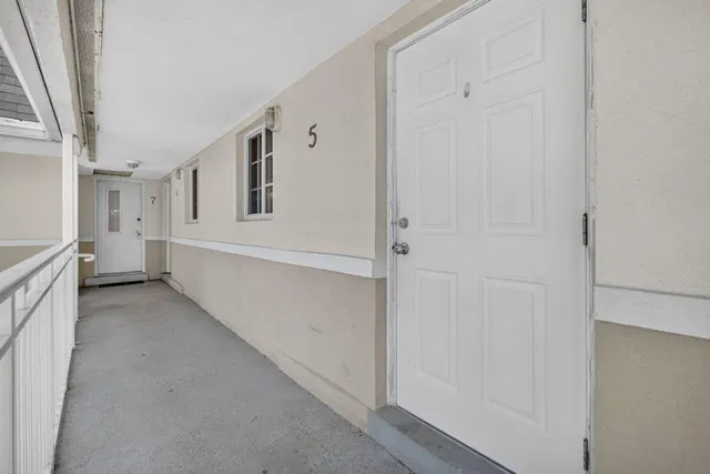 Village of North Palm Beach Unit 5 photo 5