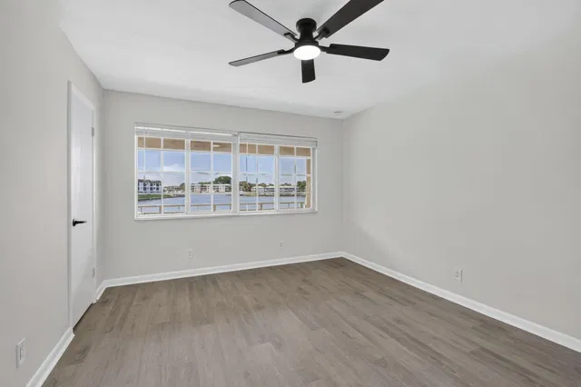 Village of North Palm Beach Unit 5 photo 23