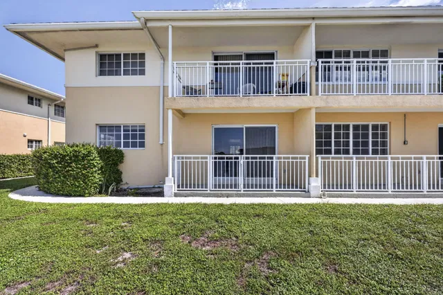 Village of North Palm Beach Unit 3 photo 22
