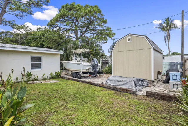 Residence photo 28