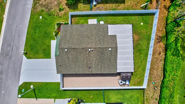 Residence photo 2
