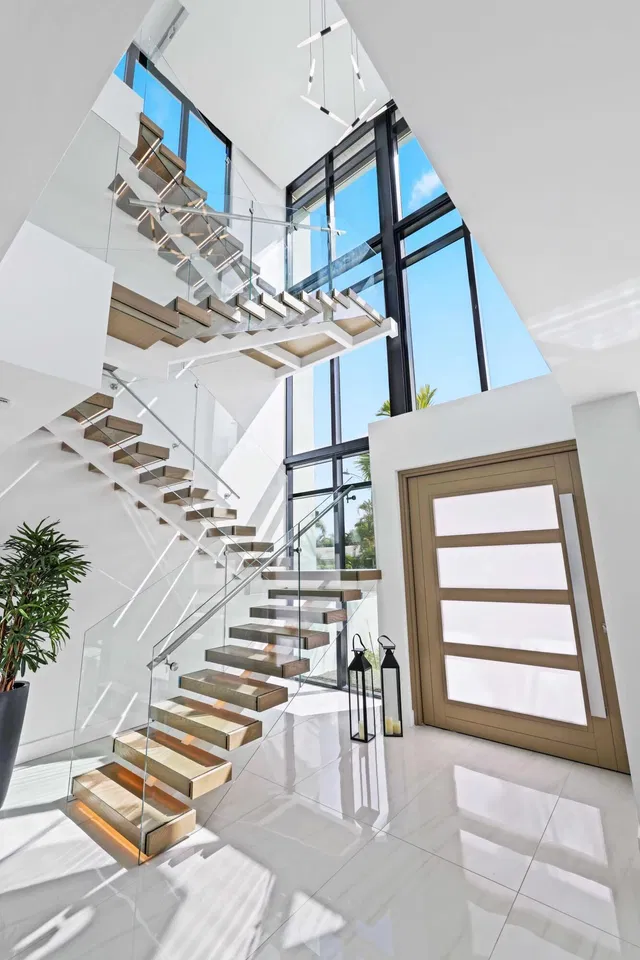 SoSo West Palm Beach Residence photo 5
