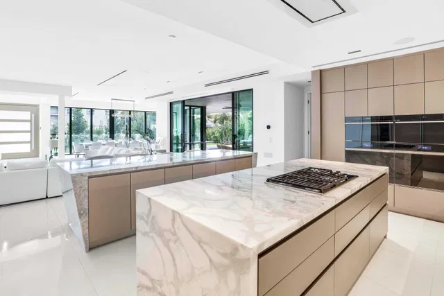 SoSo West Palm Beach Residence photo 11