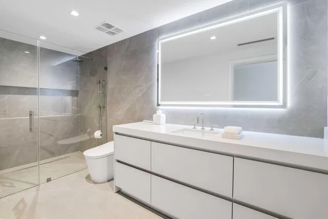 SoSo West Palm Beach Residence photo 39