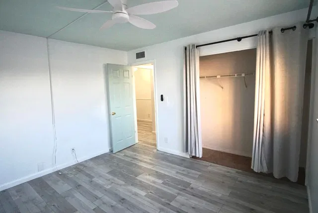 Unit 203 photo 13