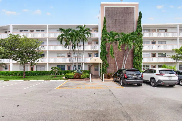 Residence photo 2