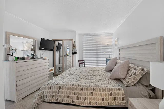  Unit 206 photo 17