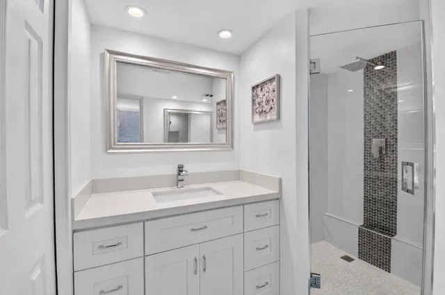  Unit 206 photo 19