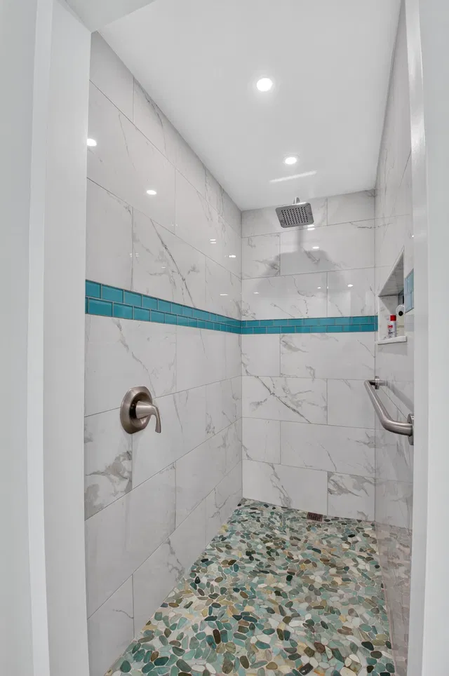  Unit 206 photo 23