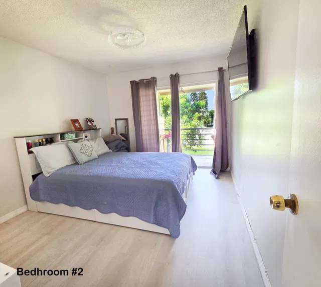  Unit 327 photo 9