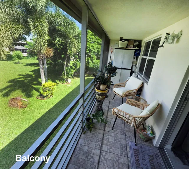  Unit 327 photo 11