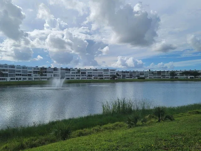  Unit 327 photo 24