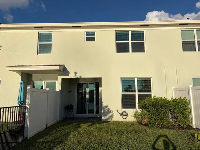  Residence photo 39