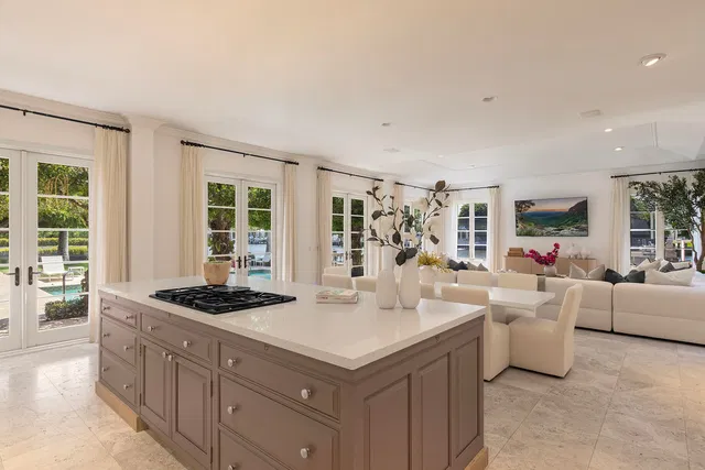 Estate Section Palm Beach Residence photo 18