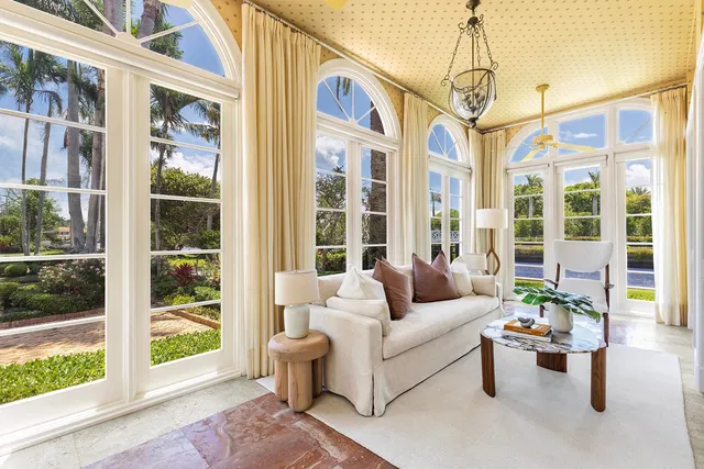 Estate Section Palm Beach Residence photo 21
