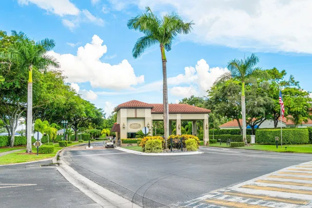 Residence photo 2