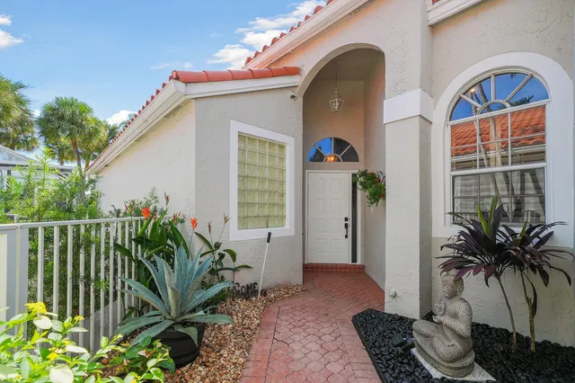 Residence photo 5