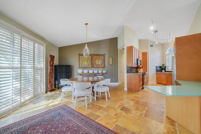 Residence photo 9