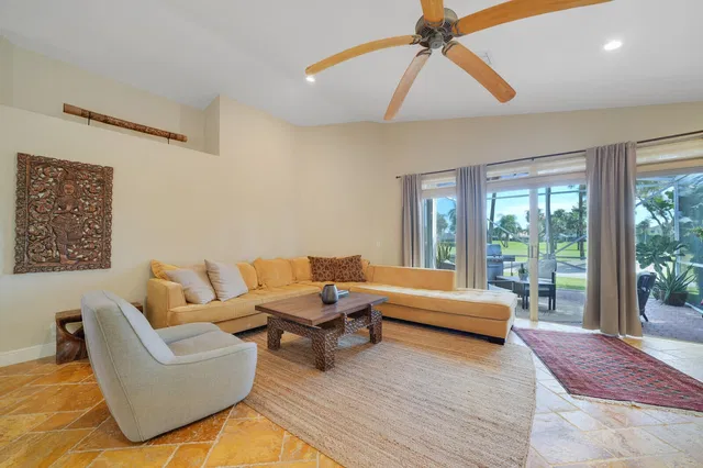 Residence photo 11