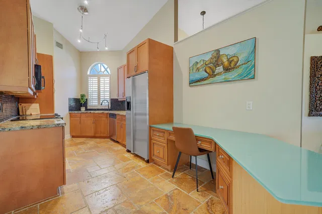 Residence photo 15