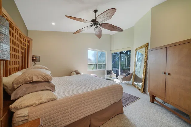Residence photo 18