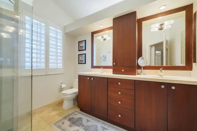 Residence photo 20