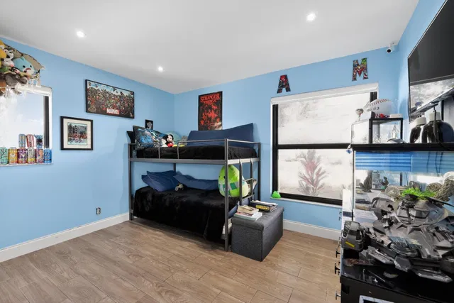 Residence photo 33