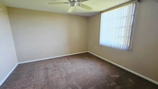 Unit 303 photo 13