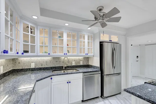 Harbour Point Singer Island Unit 1401 photo 4