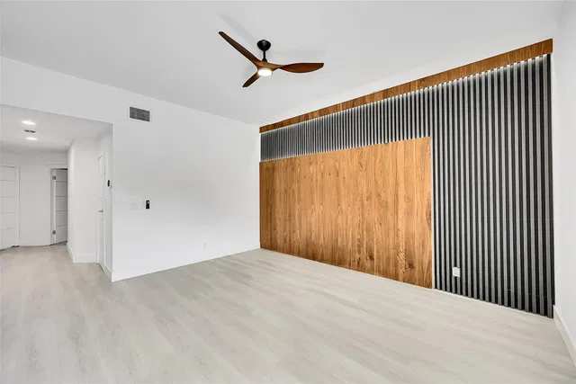 Residence photo 18