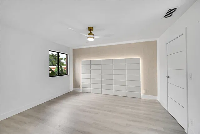Residence photo 26