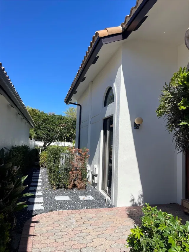 Residence photo 33