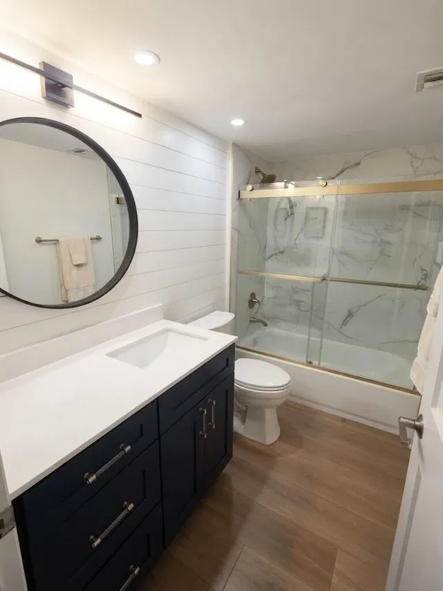 Unit 206 photo 8