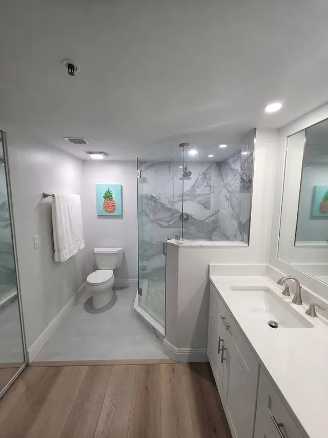 Unit 206 photo 10