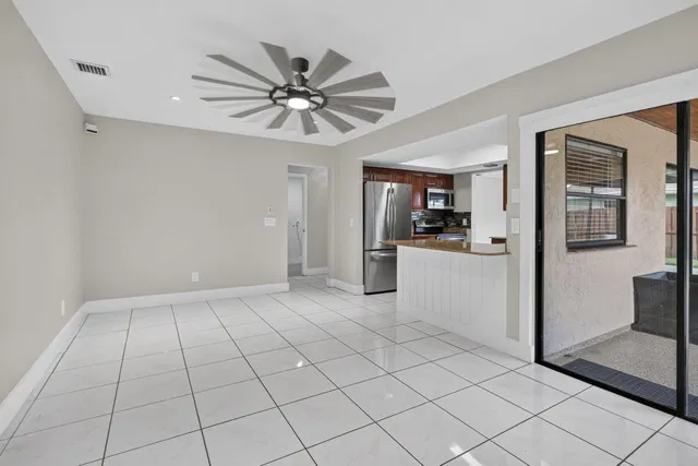 West Palm Beach Residence photo 15