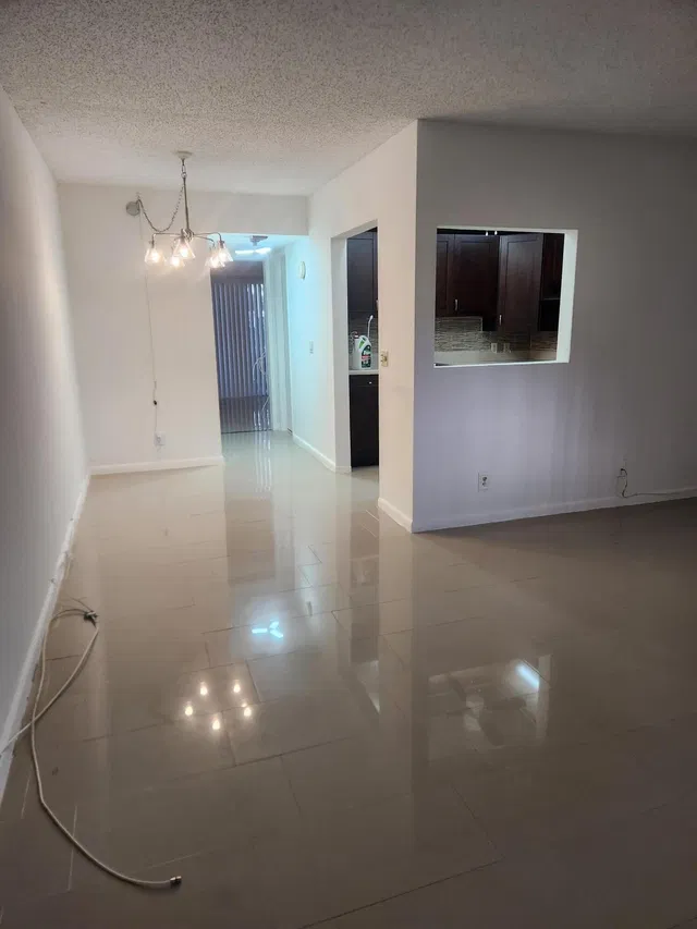 Unit 5 photo 9