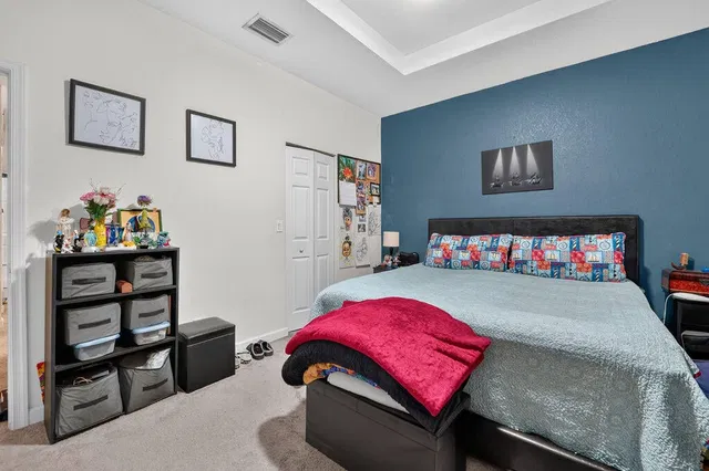 Residence photo 11